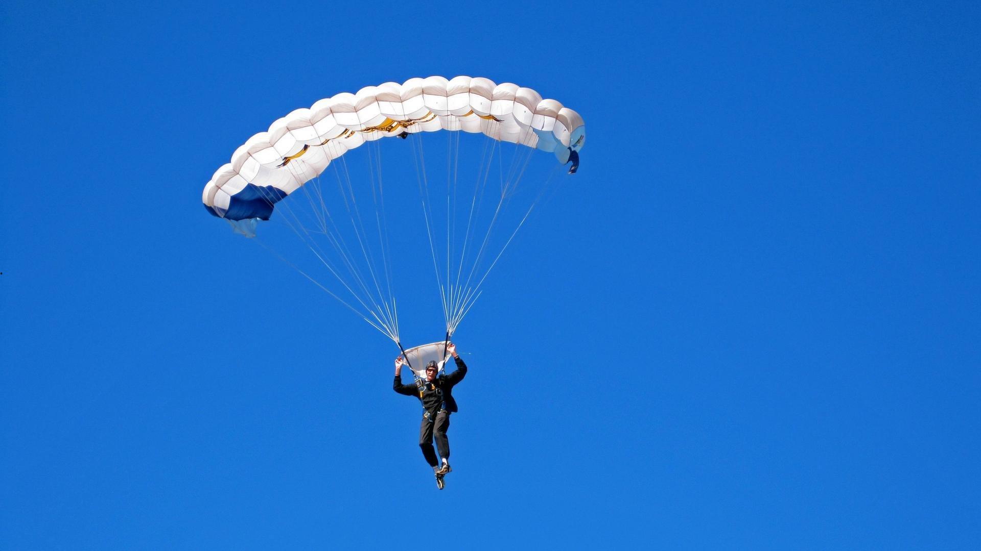 重探2003年选秀之谜，活塞放弃安东尼的选择如何改变了NBA