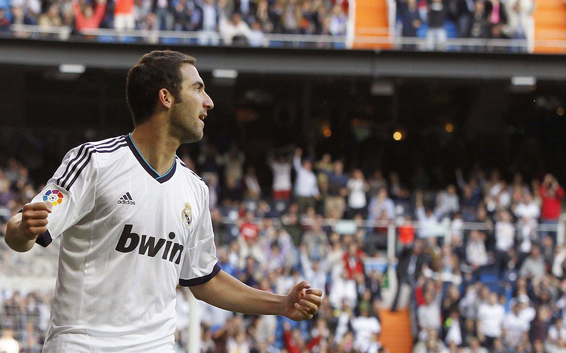 内马尔陷重围姆巴佩低迷 后段崩盘巴黎输在何处?