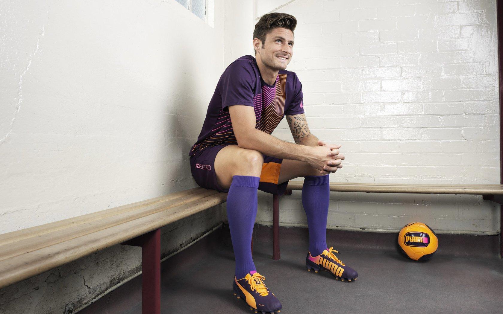 传奇告别！马塞洛因伤病困扰与奥林匹亚科斯提前解约，替补生涯画